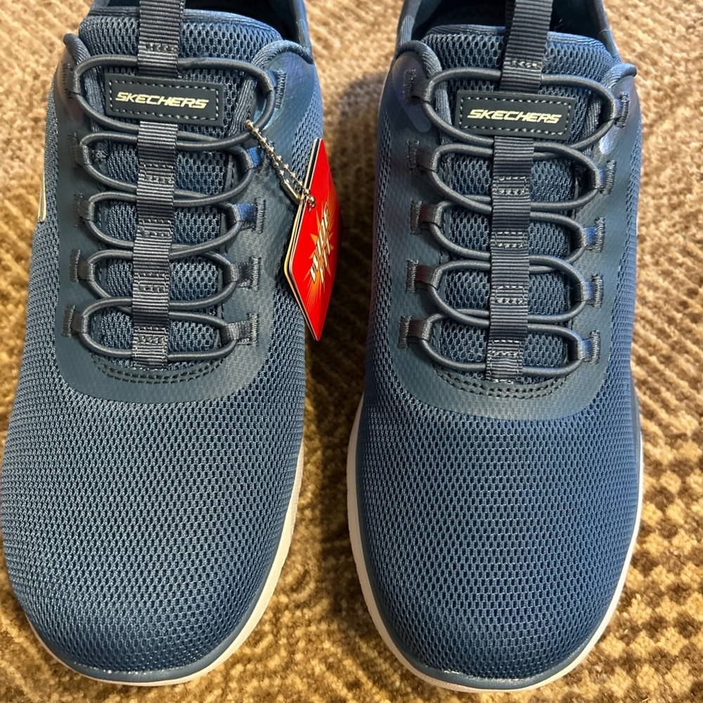 MENS Size 10 SKECHERS MEMORY FOAM VEGAN SLIP ON LITE-WEIGHT  TABL 150118W